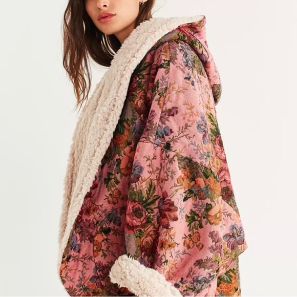 Floral Pink Sherpa-Lined Jacket - Picture 4 of 9